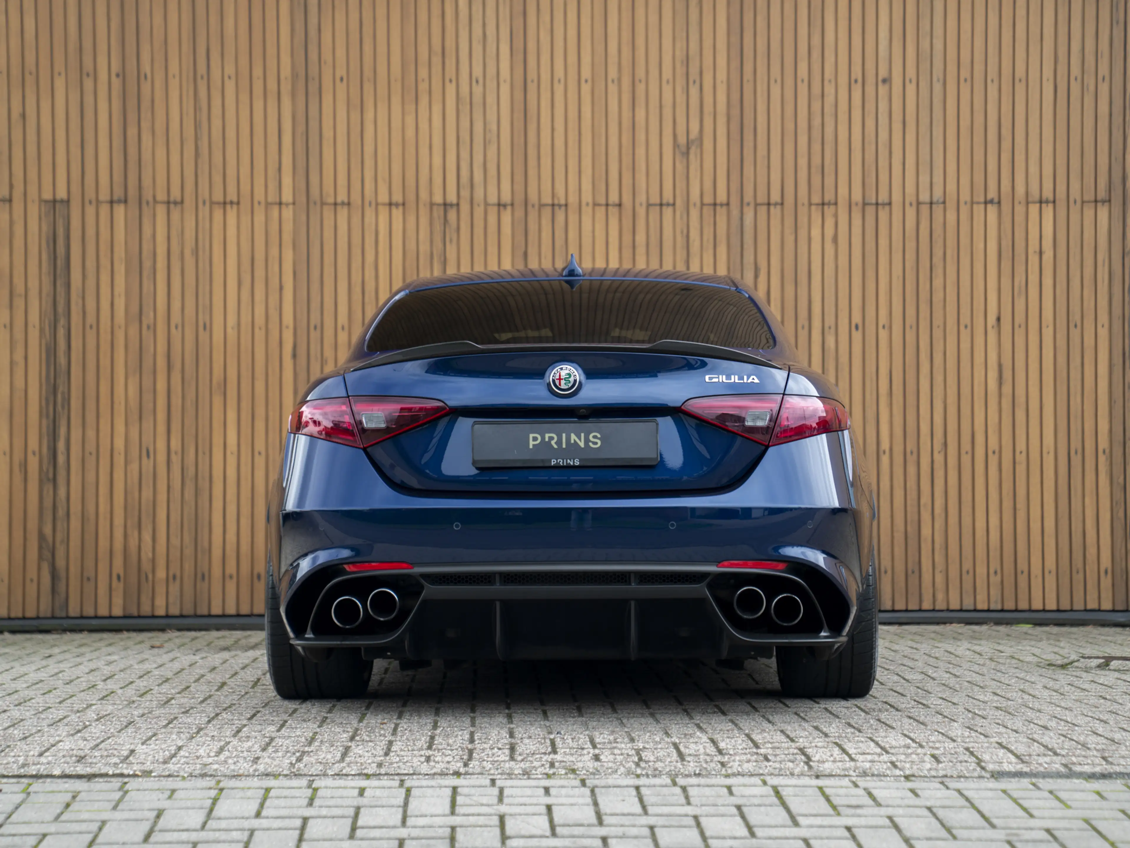 Alfa Romeo Giulia 2.9 V6 Quadrifoglio manuel — photo 5