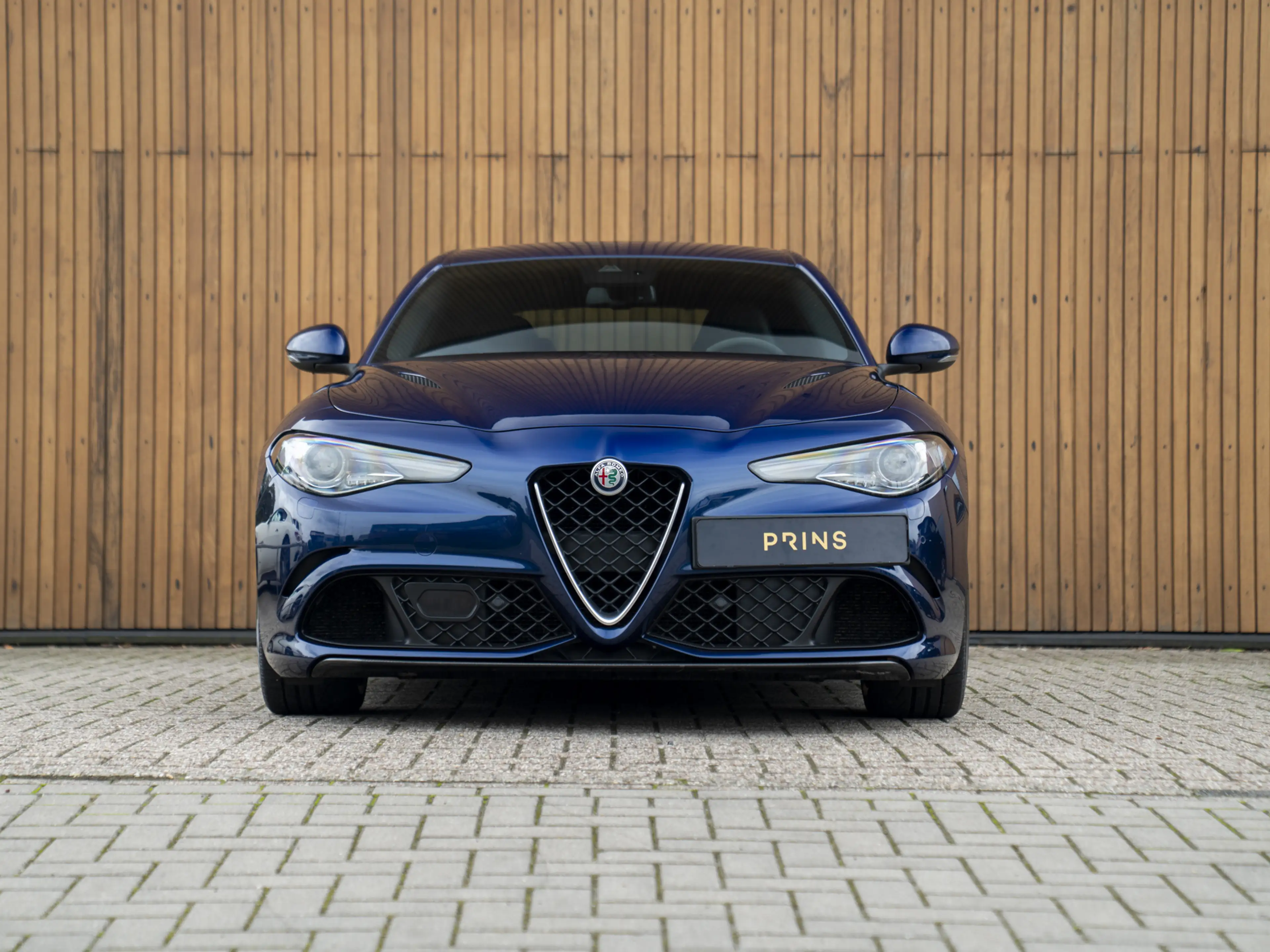 Alfa Romeo Giulia 2.9 V6 Quadrifoglio manuel — photo 2