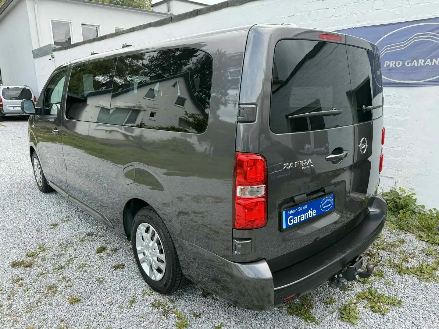 Opel Zafira Life L3* 9 Sitzer* Navi* Klima* AHK* Grau - 2