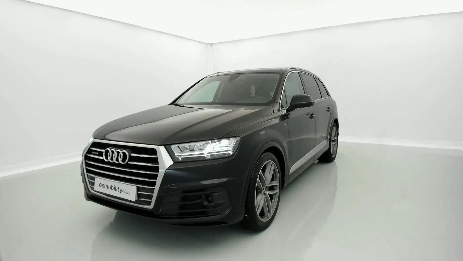 Audi Q7 45 TDI quattro-ultra S tronic Negro - 1
