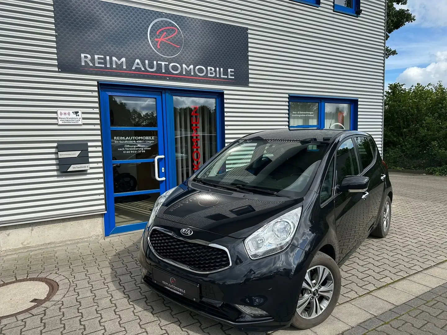 Kia Venga 1.6 CVVT "Dream Team" *KLIMA*KAMERA*LED* Schwarz - 1