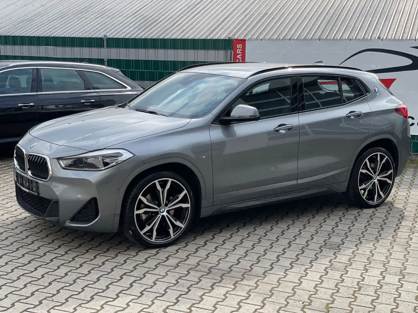 BMW X2 xDrive20d|M Sport |Navi|HiFi|AHK|HUD|20"ALU| Gris - 1