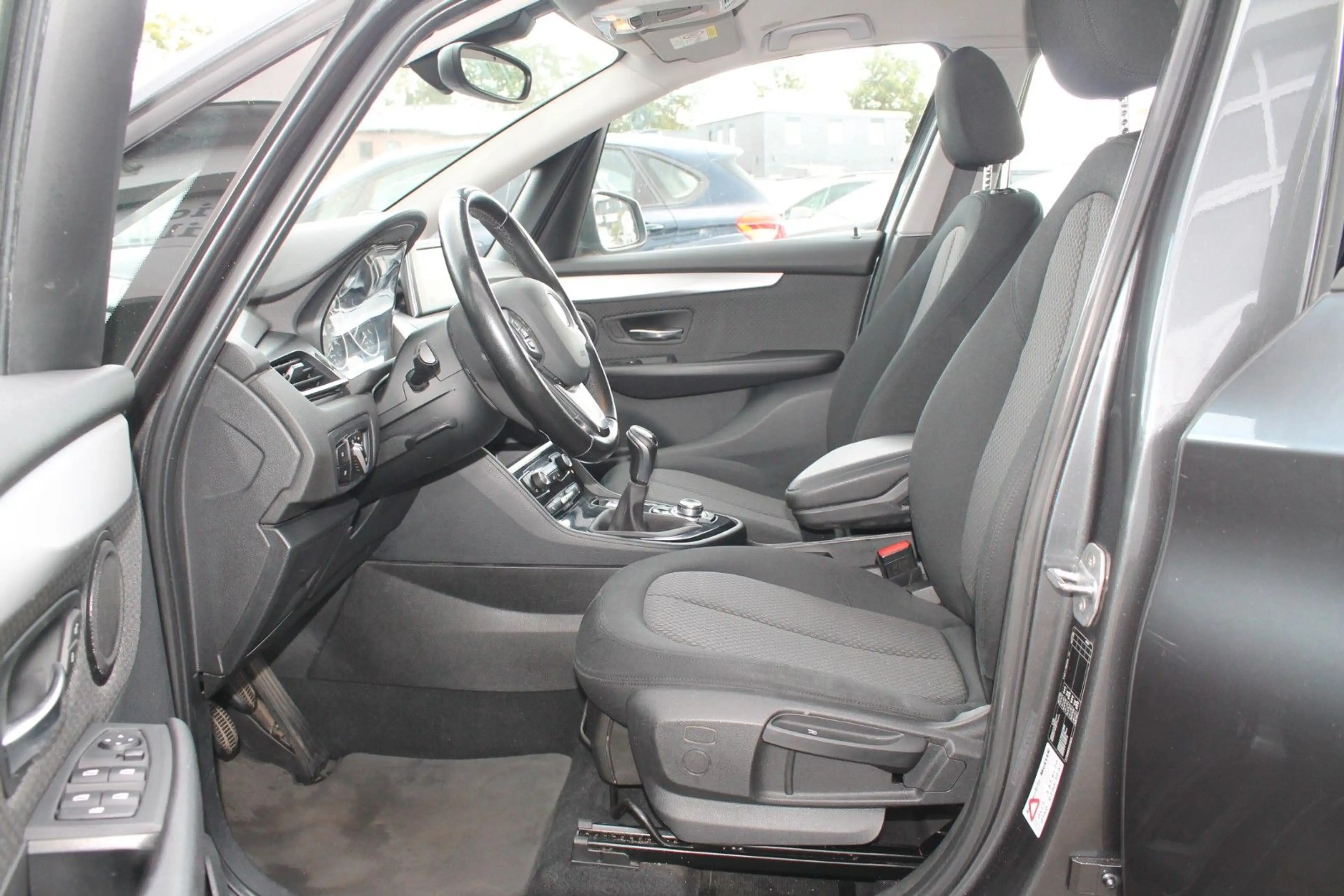 BMW 218 d  Active Tourer  *TÜV-NEU* — photo 10