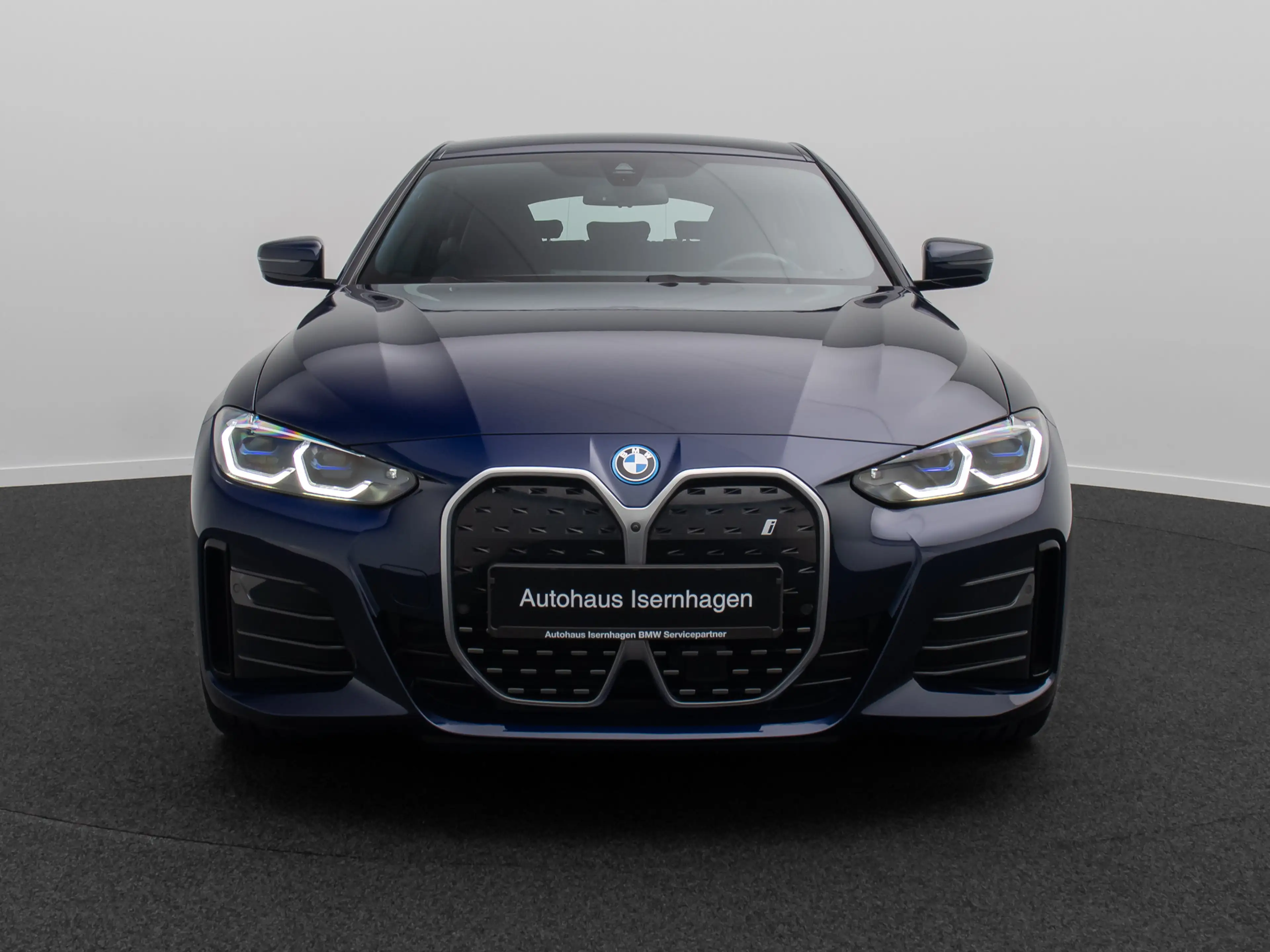 BMW i4 M Sport GC HUD Laser 360° H K Alarm 19 — photo 2