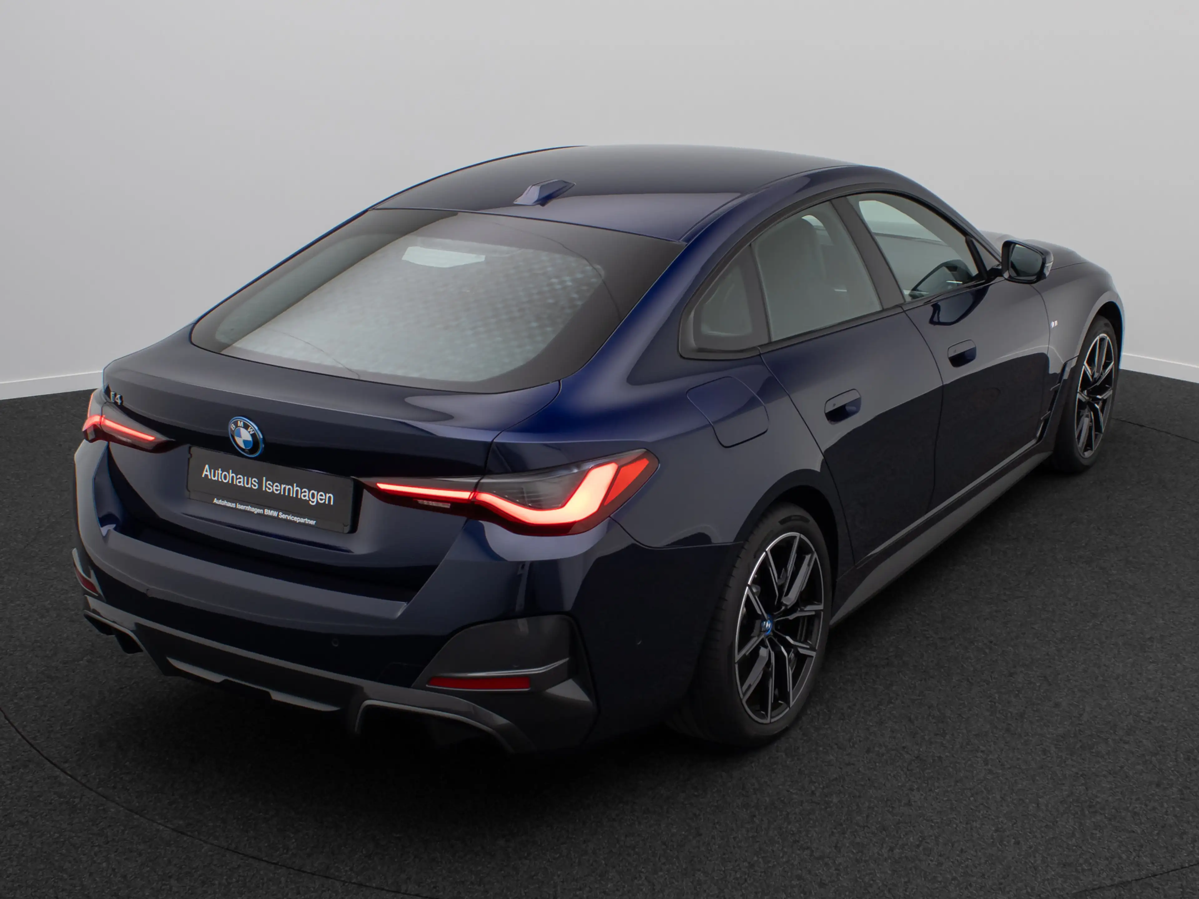 BMW i4 M Sport GC HUD Laser 360° H K Alarm 19 — photo 7