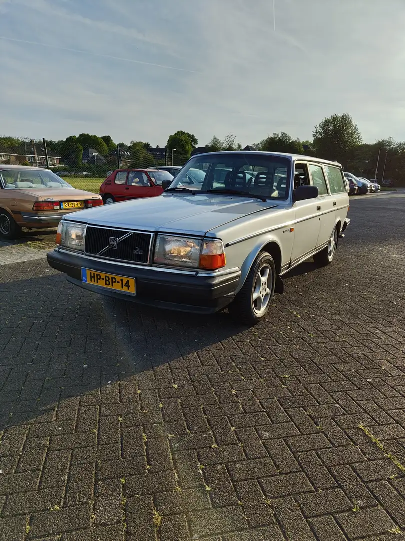 Volvo 240 2.0i Polar Grijs - 1