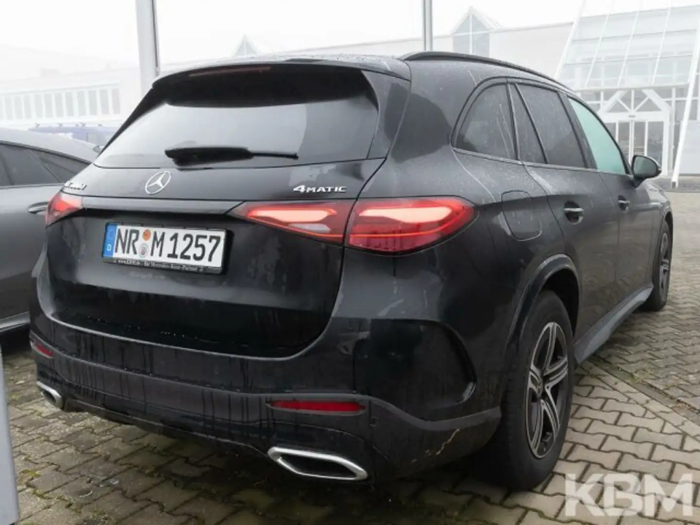 Mercedes-Benz GLC 300 GLC 300 d 4M AMG°MEMO°TWA°PANO°AHK°DISTR°NIGHT° Schwarz - 2