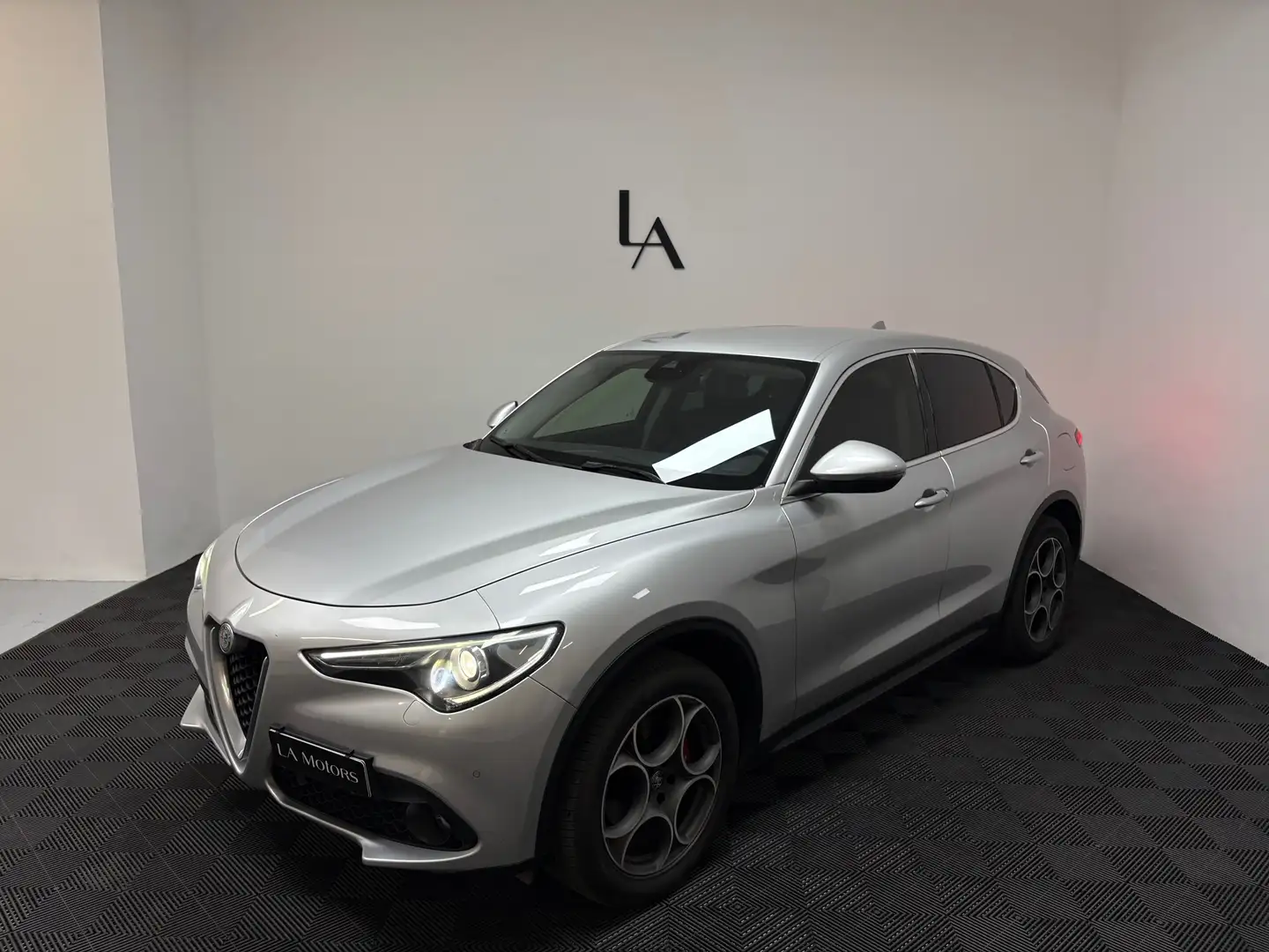 Alfa Romeo Stelvio 2.2 Executive Q4 210cv - PREZZO REALE Grigio - 2