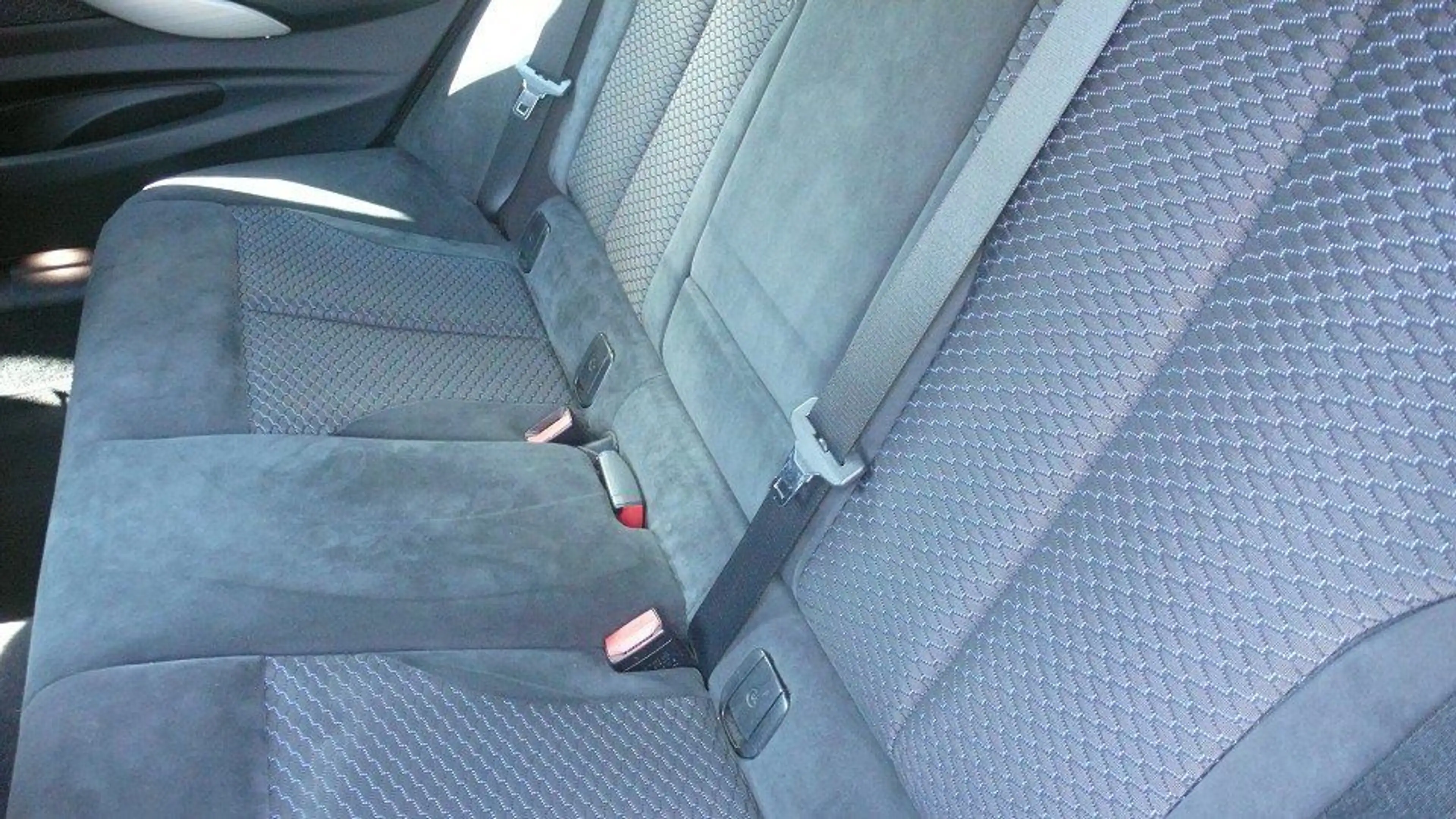BMW 328 i xDrive M-Sport u. Technik Paket Navi 328 i — photo 8
