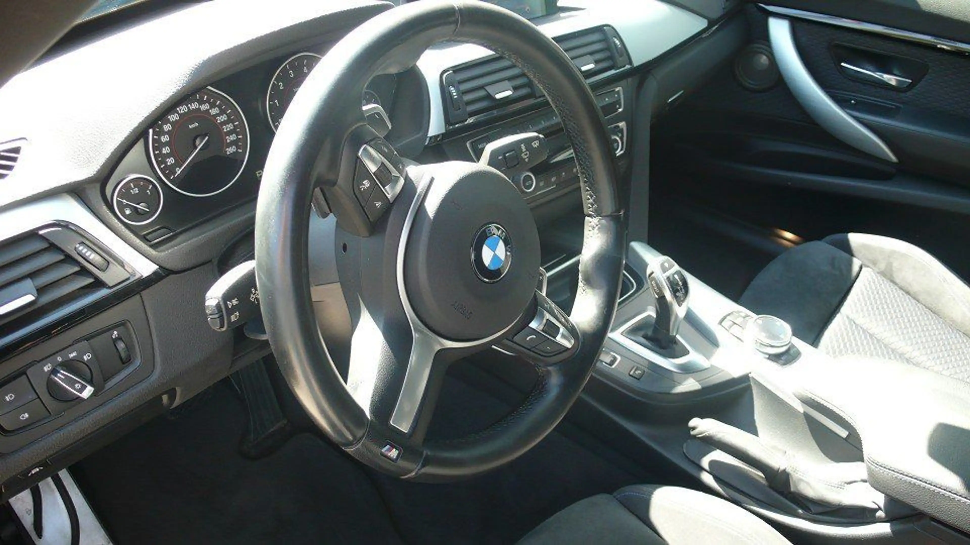 BMW 328 i xDrive M-Sport u. Technik Paket Navi 328 i — photo 11