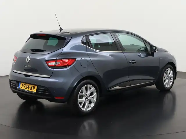 Renault Clio view 4