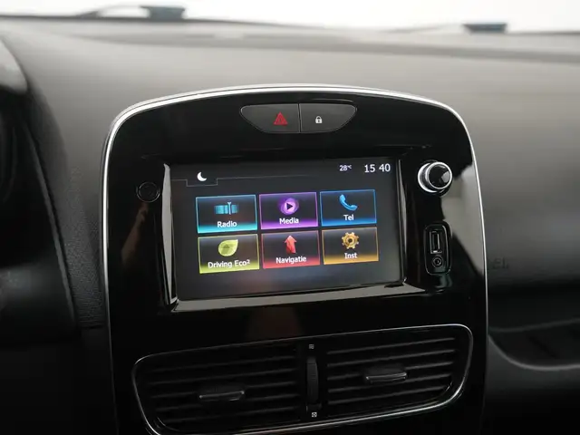 Renault Clio view 13