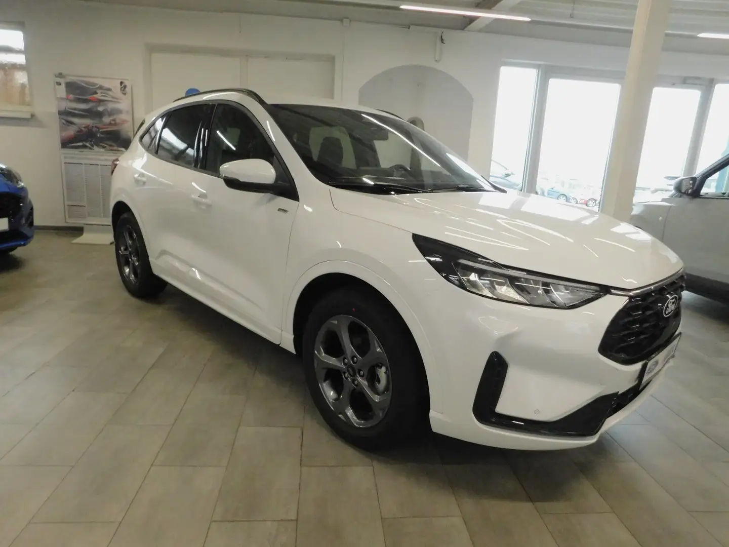 Ford Kuga ST-Line FGS 3.-5. Jahr 100000 KM Weiß - 2