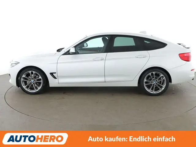 BMW 3 Series view 3