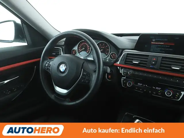 BMW 3 Series view 13
