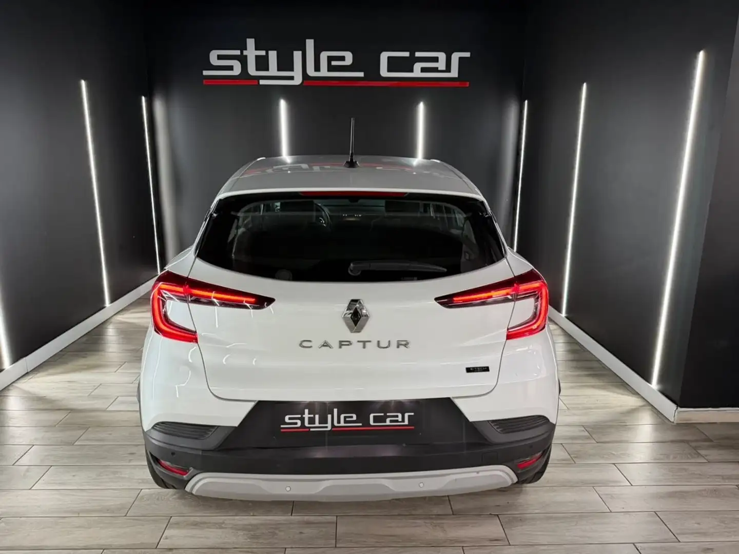 Renault Captur evolution ETech full hybr 105kW 145CV Blanco - 2