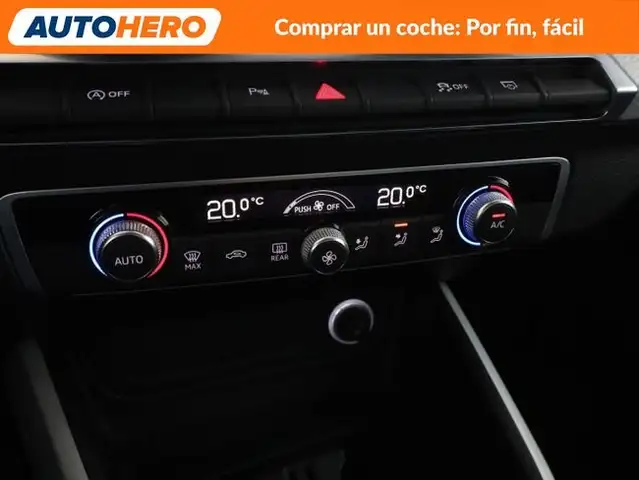 Audi Q2 view 26