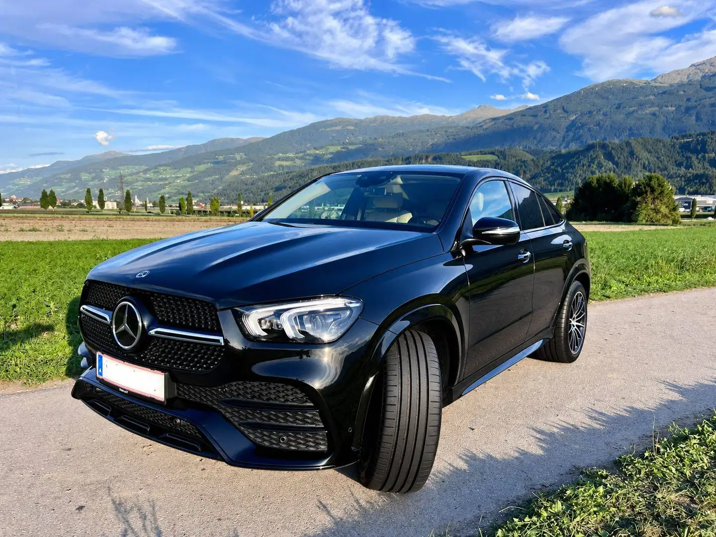 Mercedes-Benz GLE 350 Mercedes GLE 350 de 4MATIC Coupé | LEDER HELL | 320 PS | AIRMATIC | PANO | BURMESTER | AHK | 360° | DISTRONIC | 21" AMG Schwarz - 2