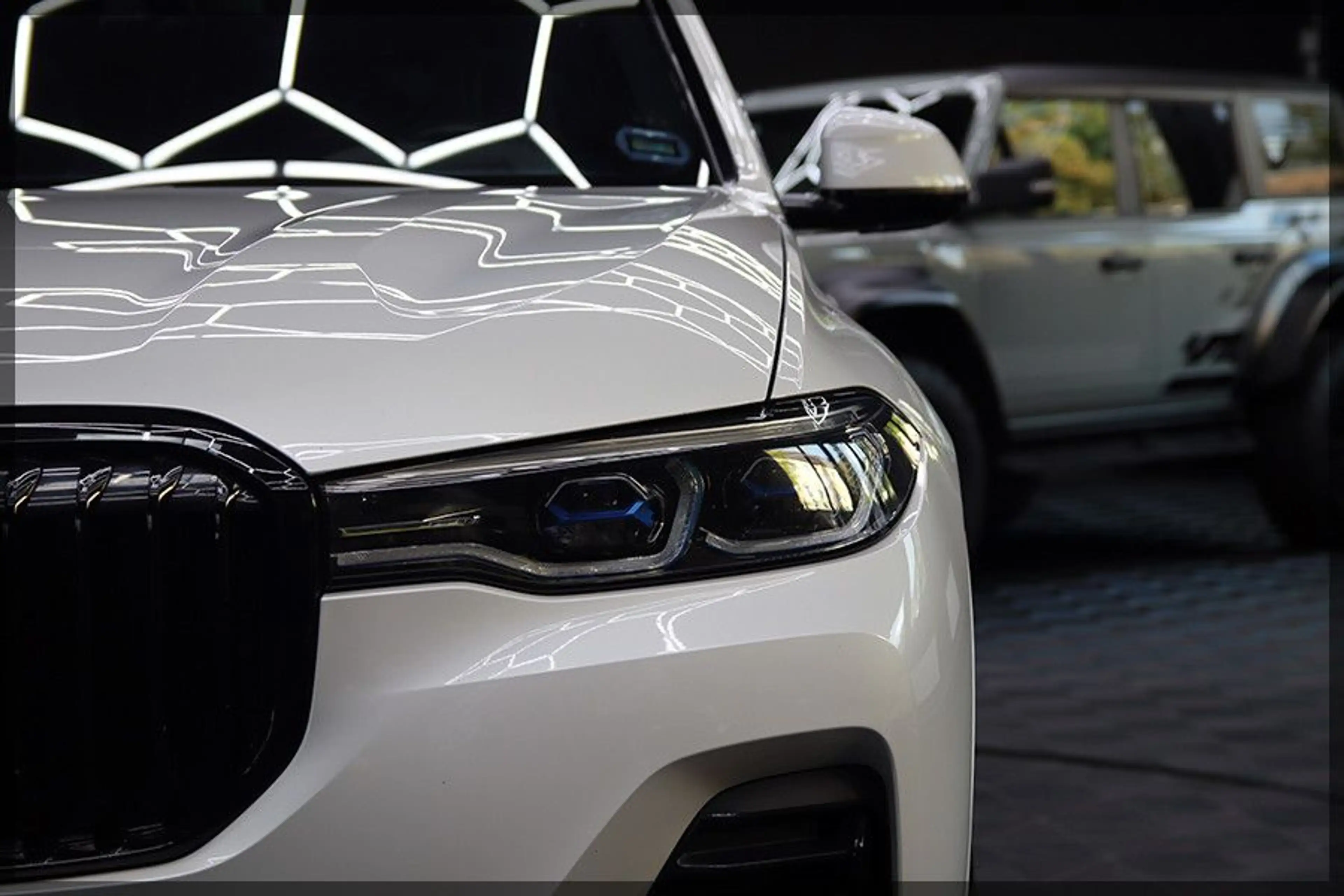 Alpina XB7 4.4 PANO / CAM / TV / PDC / NAVI / HUD — photo 9