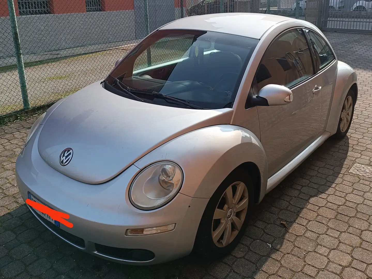 Volkswagen New Beetle New Beetle 1.9 tdi 105cv Argento - 1
