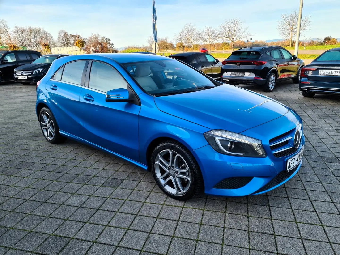 Mercedes-Benz A 180 A180 BlueEfficiency KAMERA Blau - 2