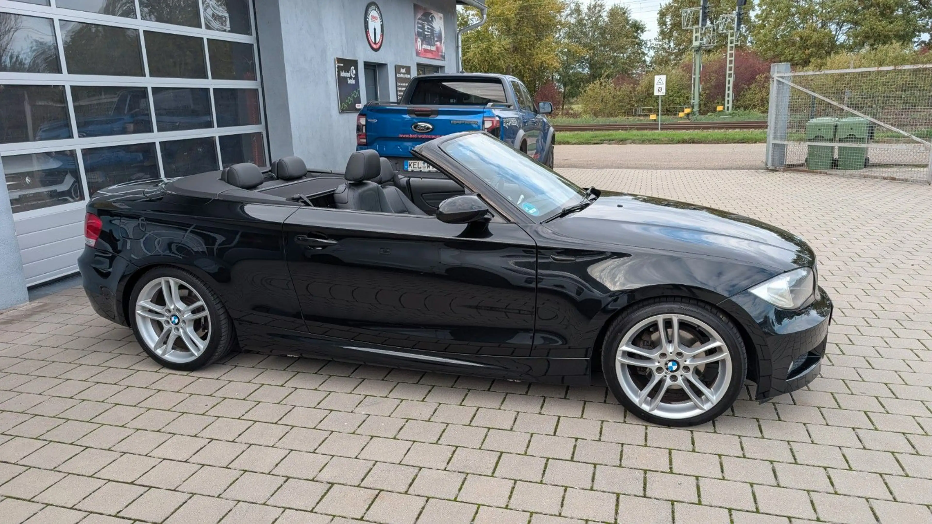 BMW 120 i Cabrio M-Paket Leder Sportsitze Klimaaut. — photo 12