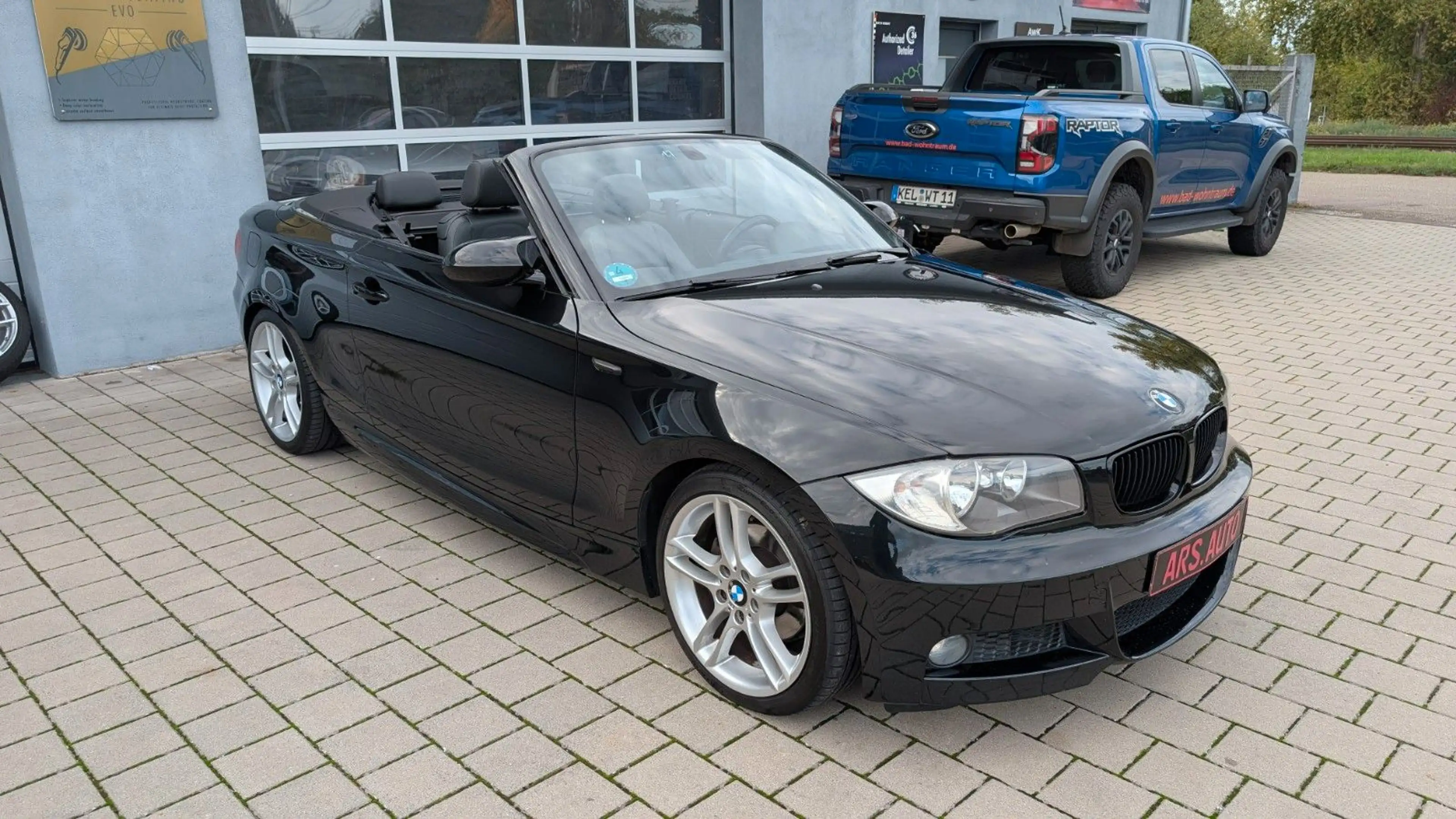 BMW 120 i Cabrio M-Paket Leder Sportsitze Klimaaut.