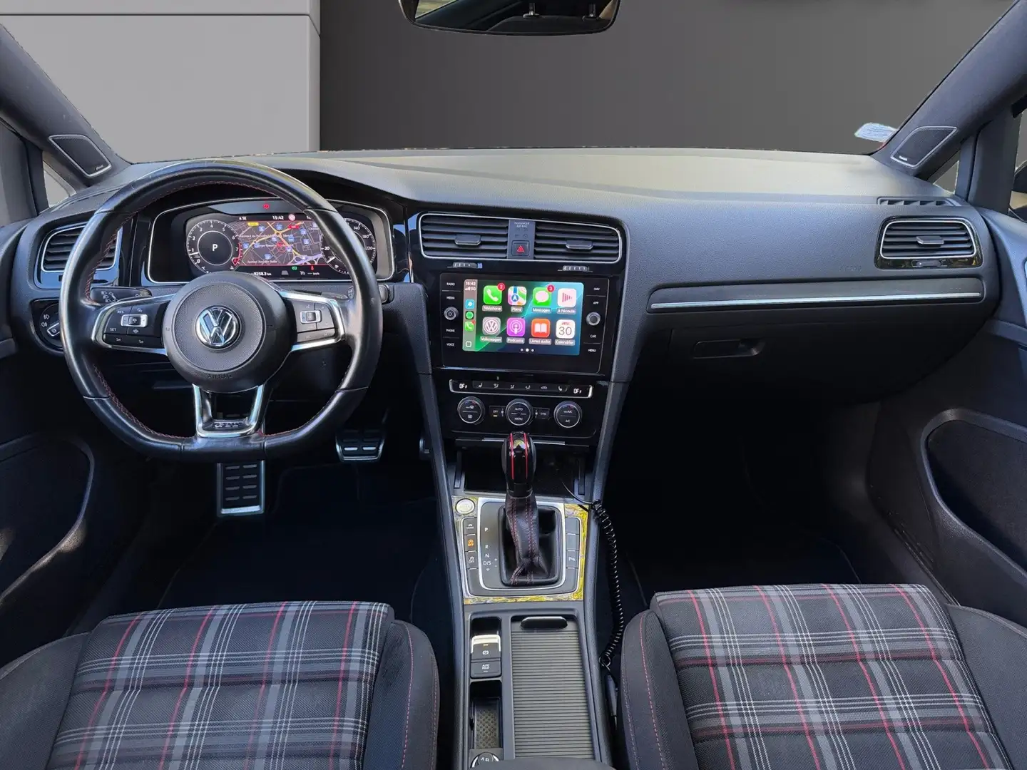 Volkswagen Golf GTI Performance Blau - 2