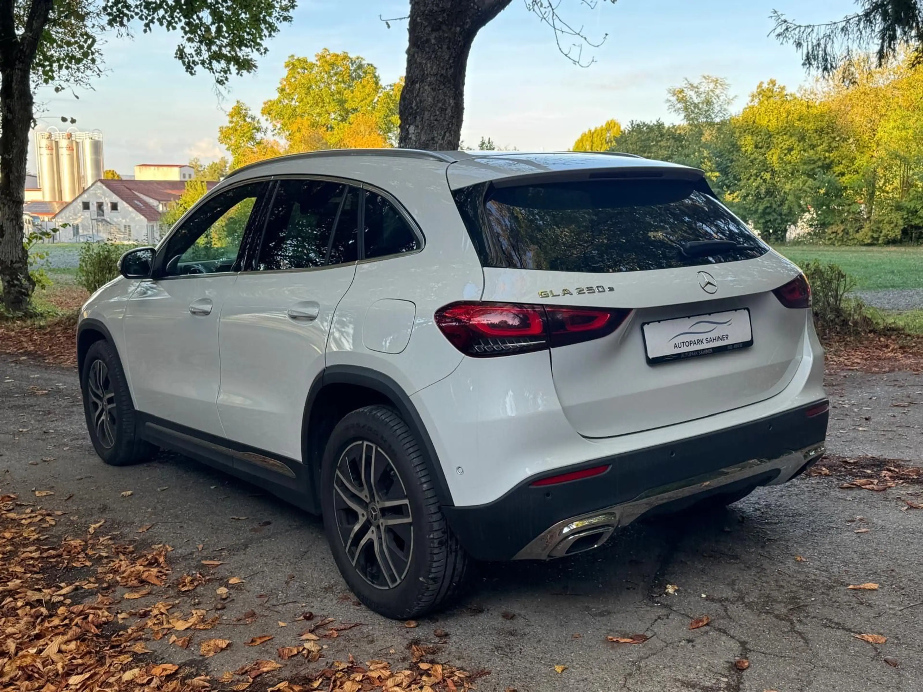 Mercedes-Benz GLA 250 e*WIDE*KAM*TEMP* — photo 3