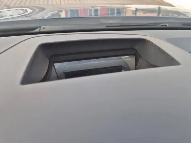 Volkswagen Golf view 14