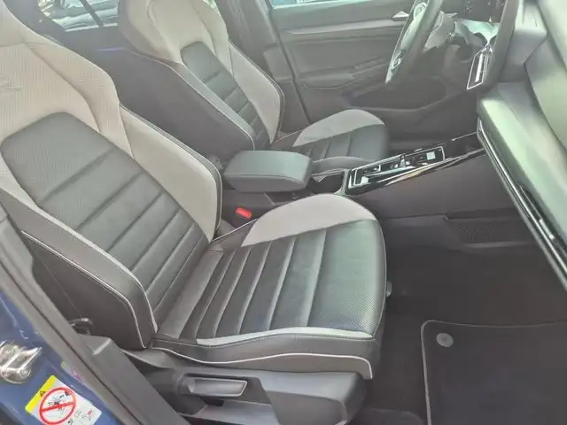 Volkswagen Golf view 11