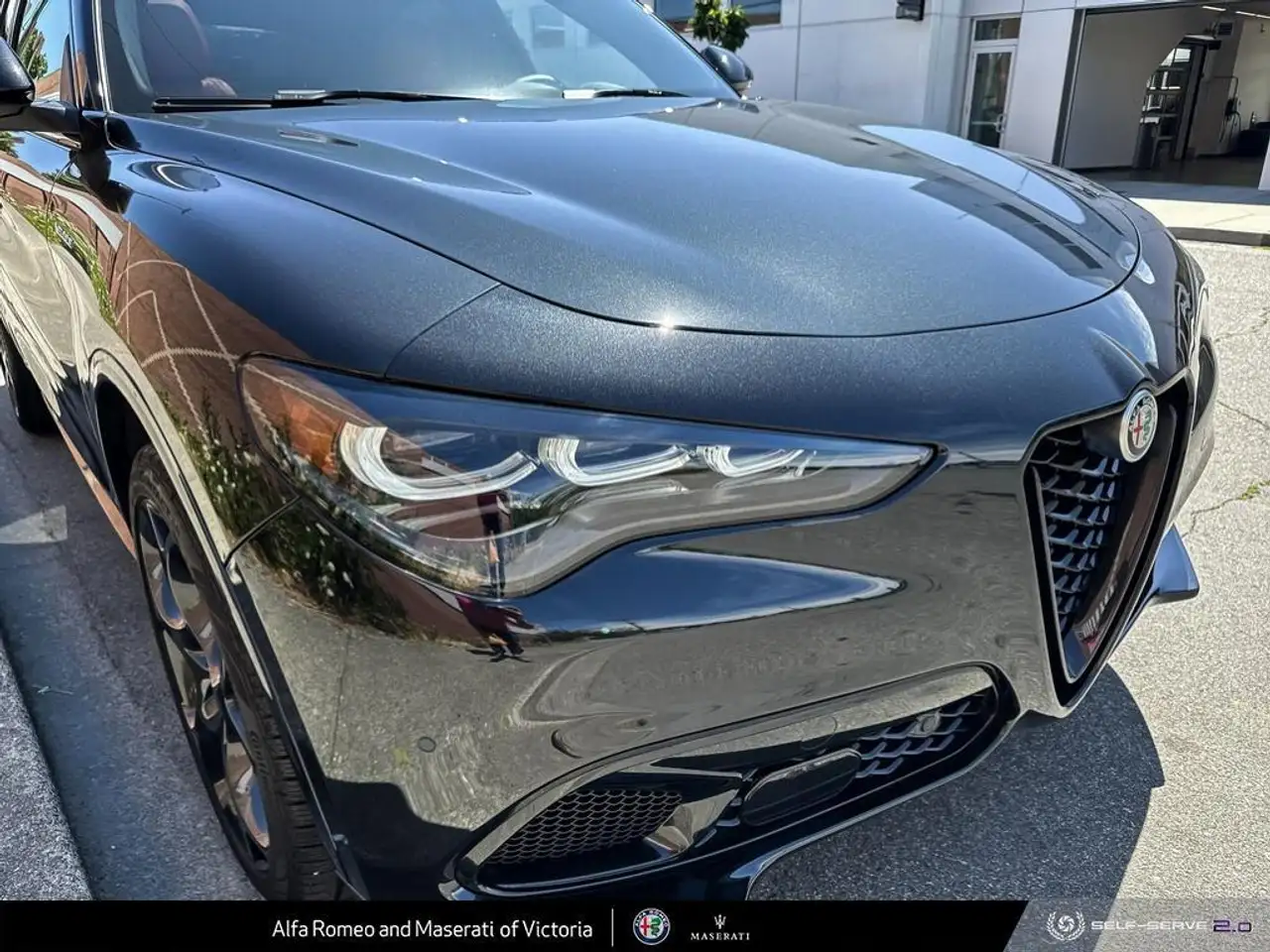 Alfa Romeo Stelvio снимка Alfa Romeo Stelvio