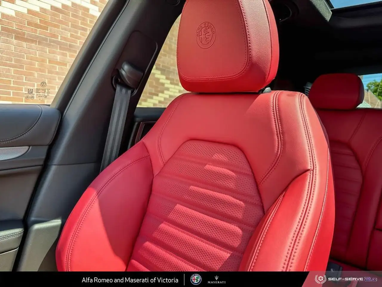 Alfa Romeo Stelvio снимка Alfa Romeo Stelvio