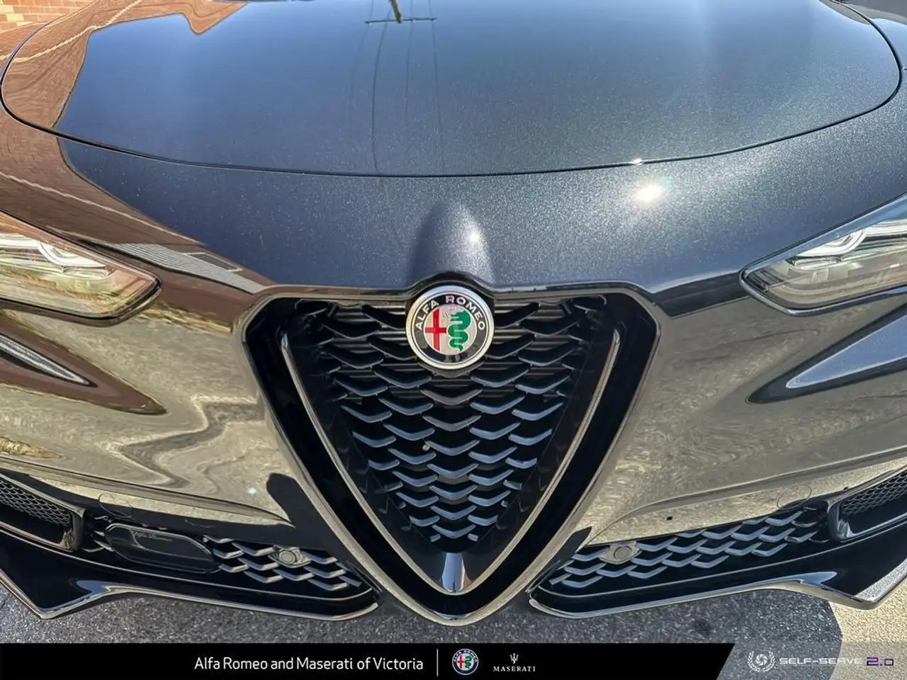 Alfa Romeo Stelvio снимка Alfa Romeo Stelvio