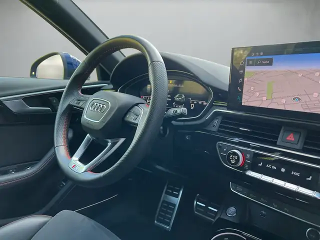 Audi A4 view 7