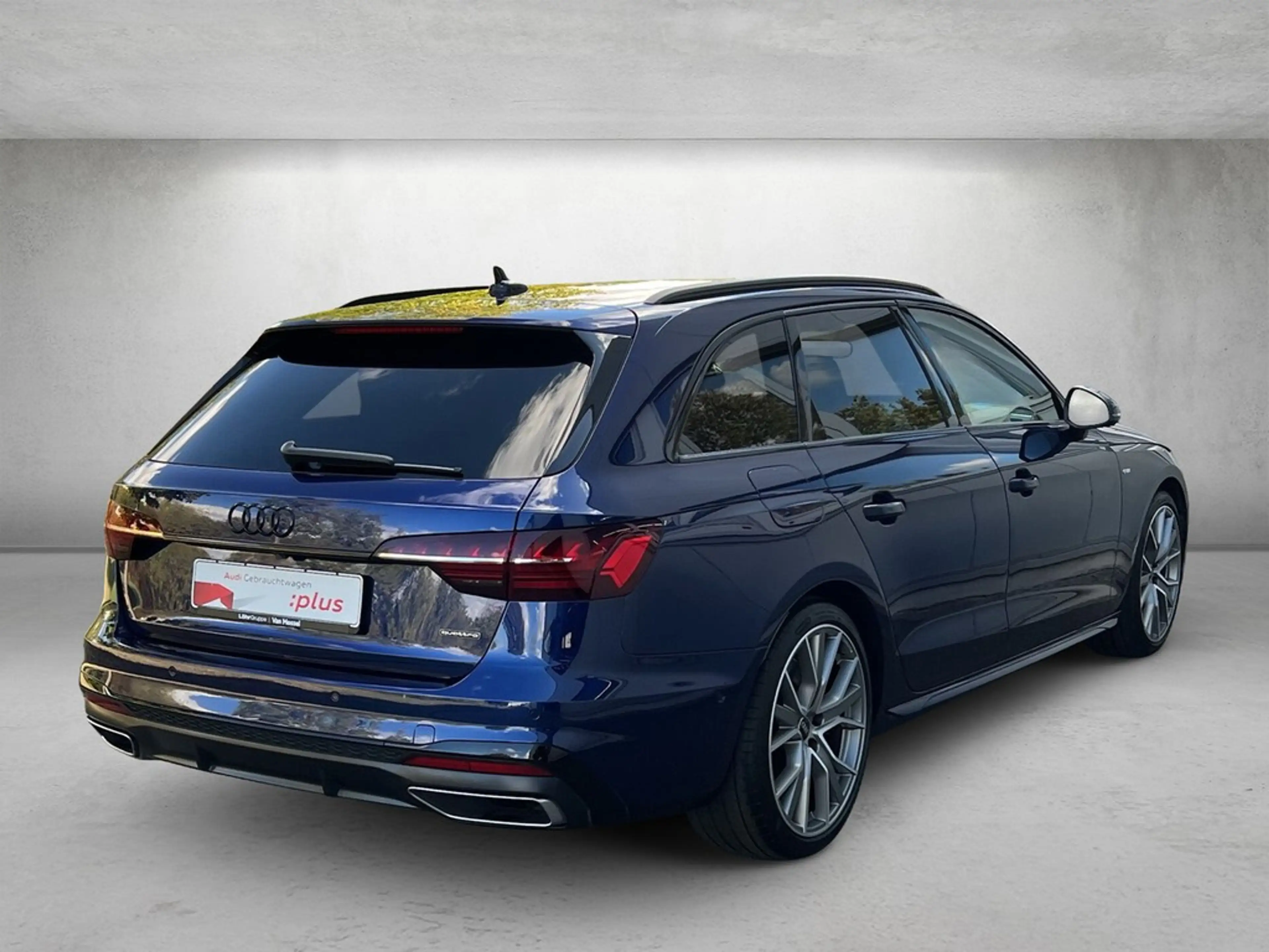 Audi A4 Avant S line 45 TFSI quattro S tronic *AHK* — photo 3