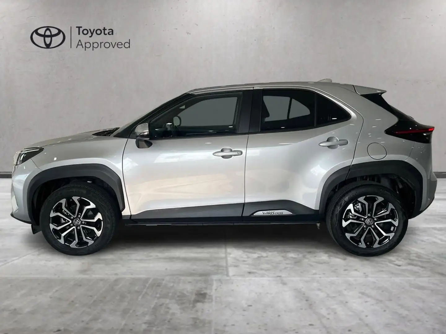 Toyota Yaris Cross Yaris Cross 1.5h Trend fwd 116cv e-cvt Argento - 2