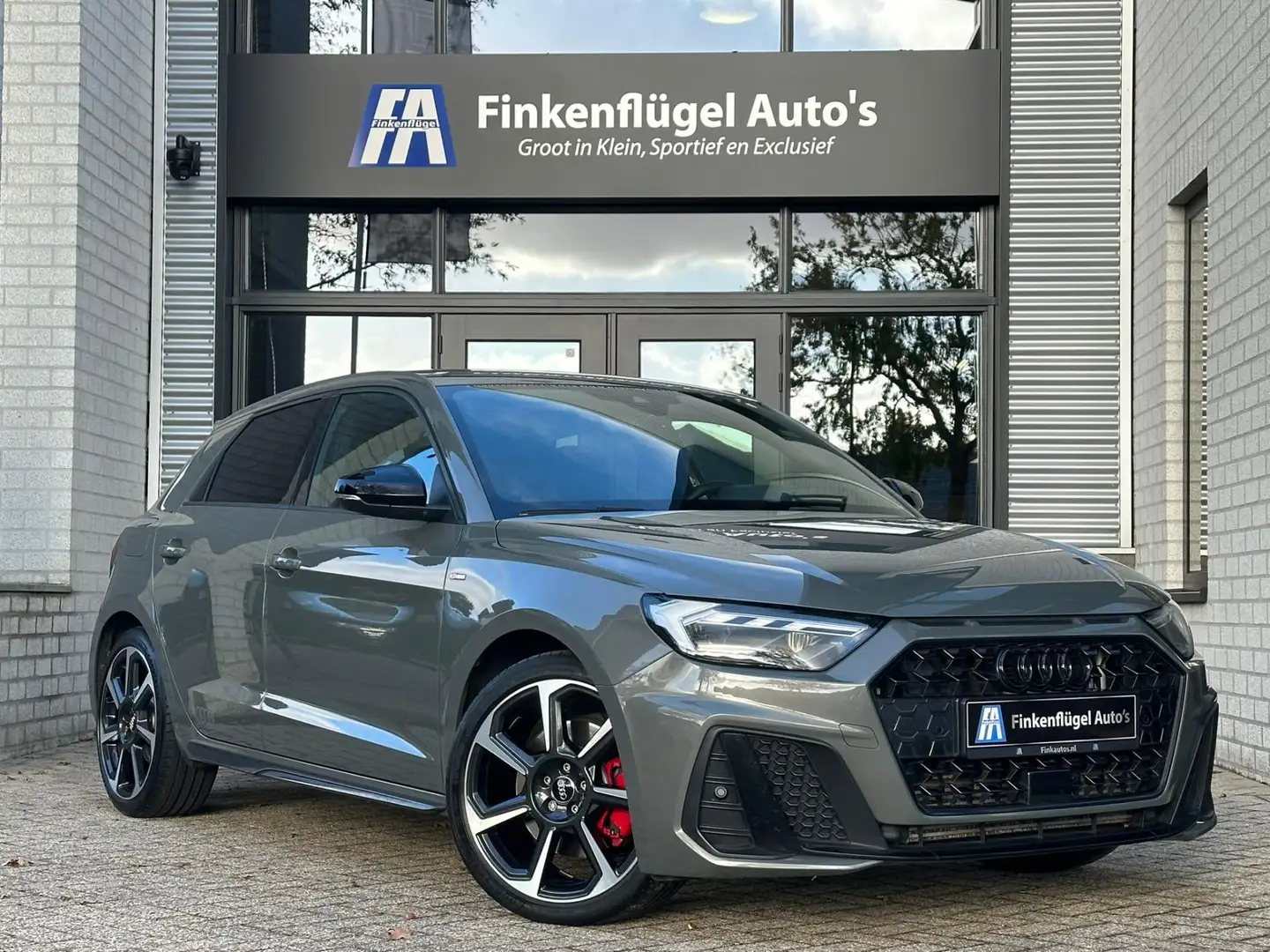 Audi A1 Sportback 40 TFSI S-Line 200 pk |B&O |Apple.Carpl Gris - 1