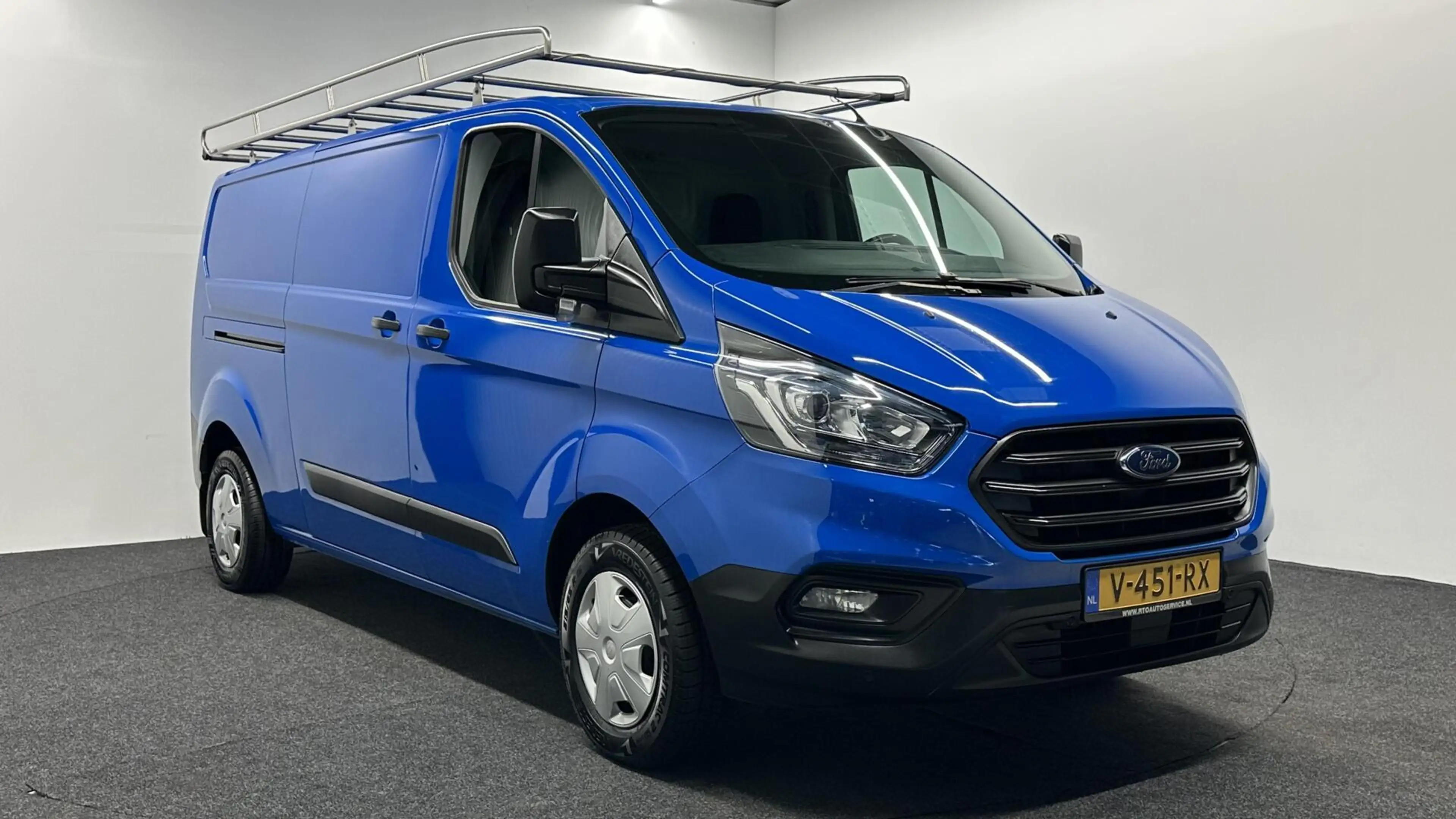 Ford Transit Custom 300 2.0 TDCI L2H1 Ambiente AIRCO TREKHAAK CRUISE. — photo 2
