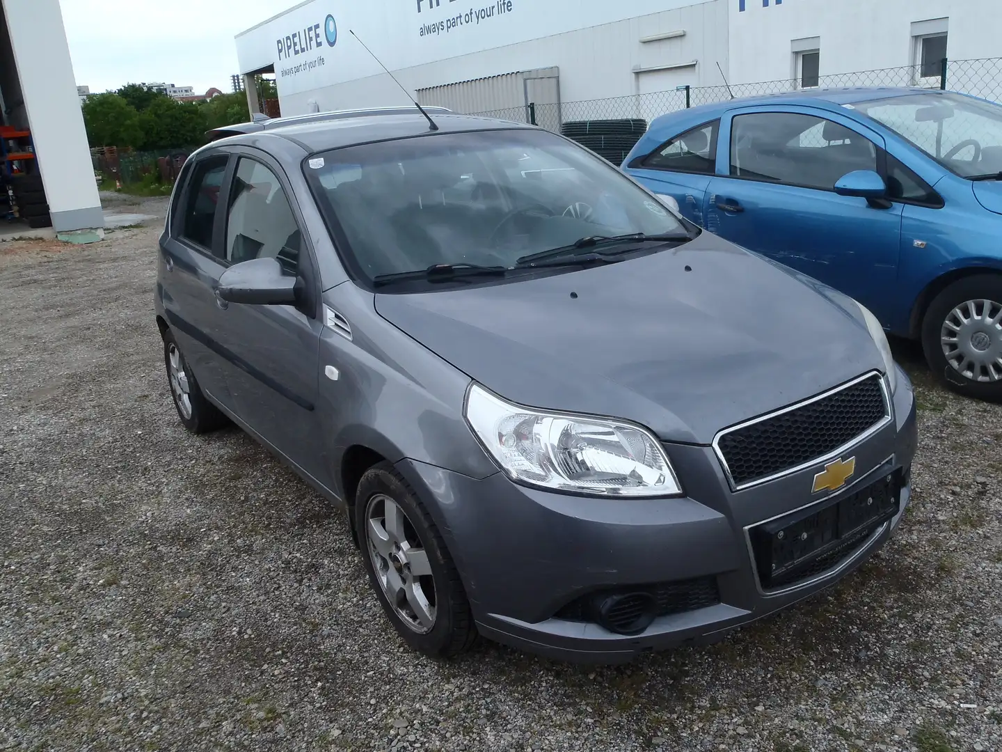 Chevrolet Aveo 1,2 LS Grau - 2