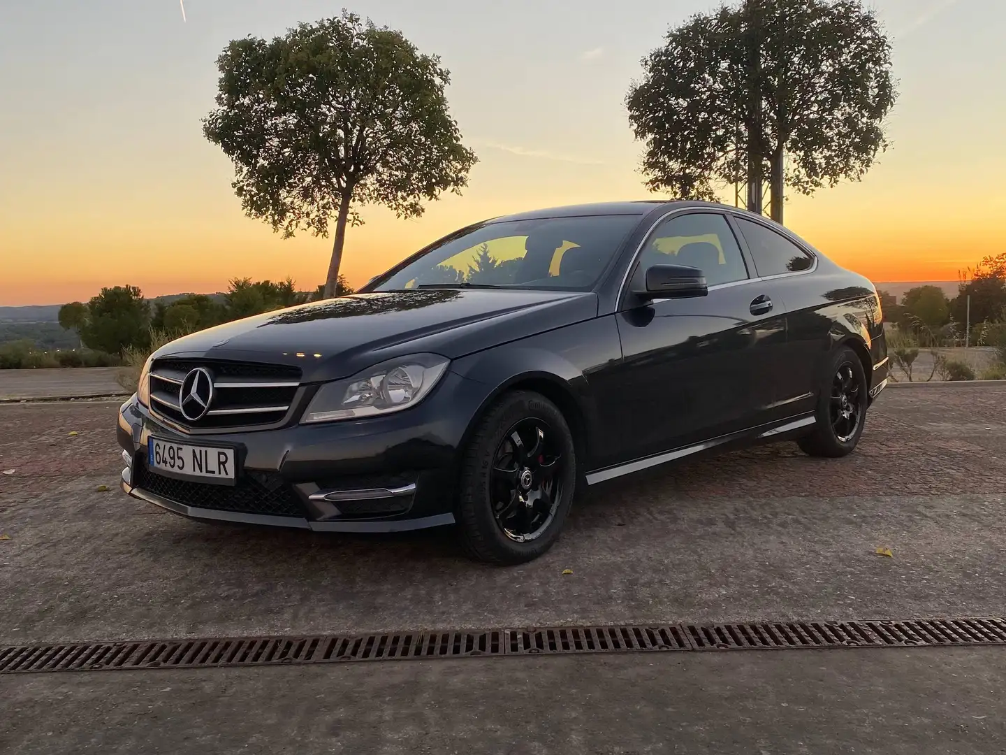 Mercedes-Benz 180 Clase C Negro - 2