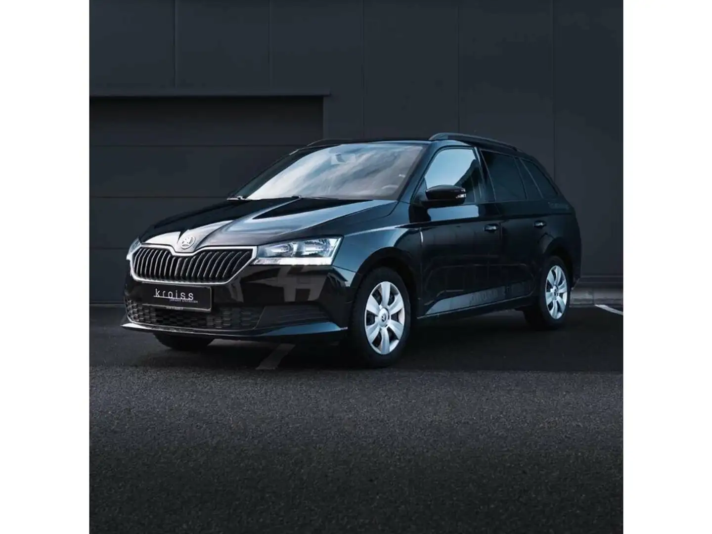 Skoda Fabia Active Schwarz - 1