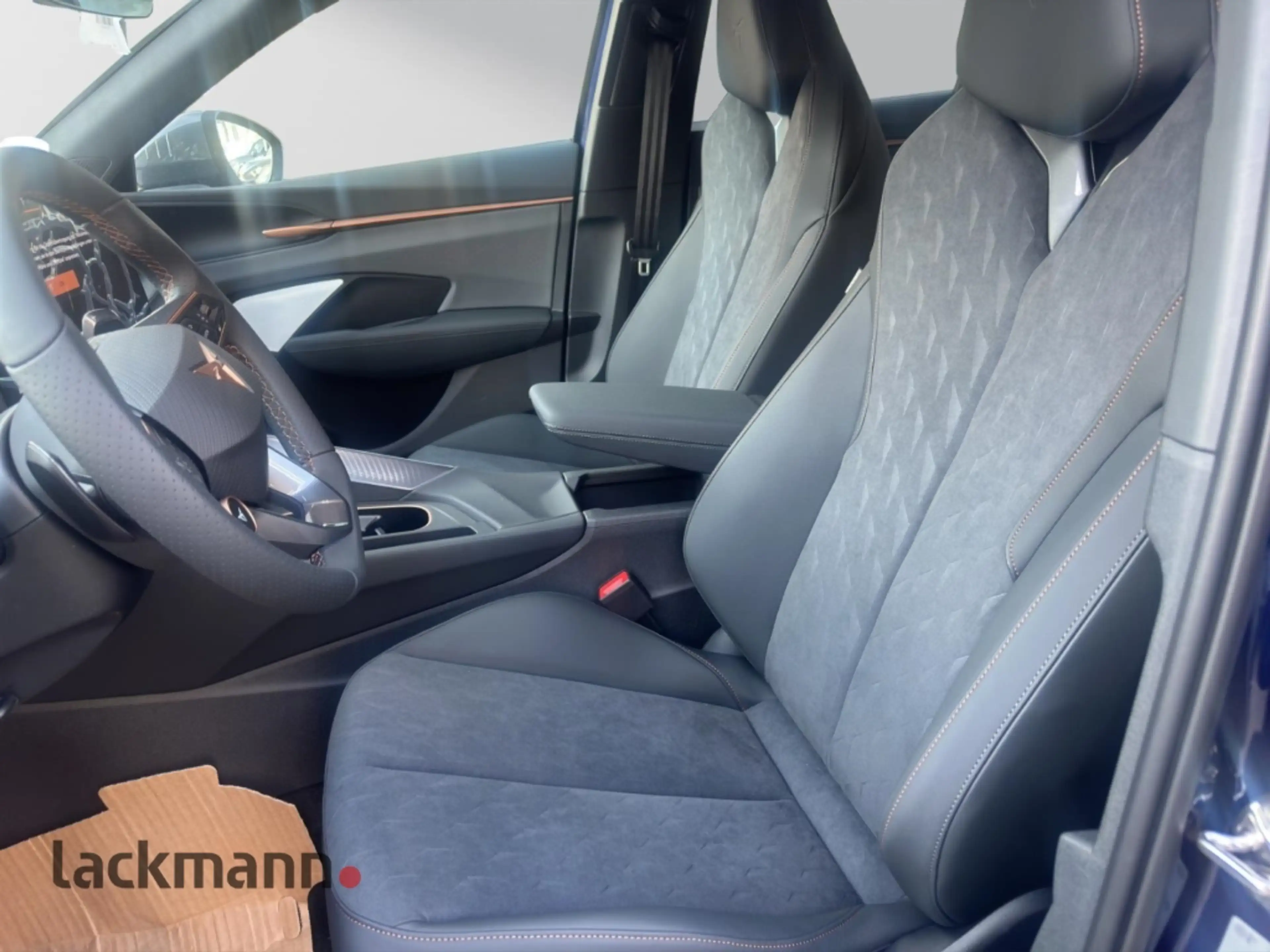 CUPRA Terramar 1.5 eTSI *AHK*Navi*Alcantara*Matrix-LED* — photo 8