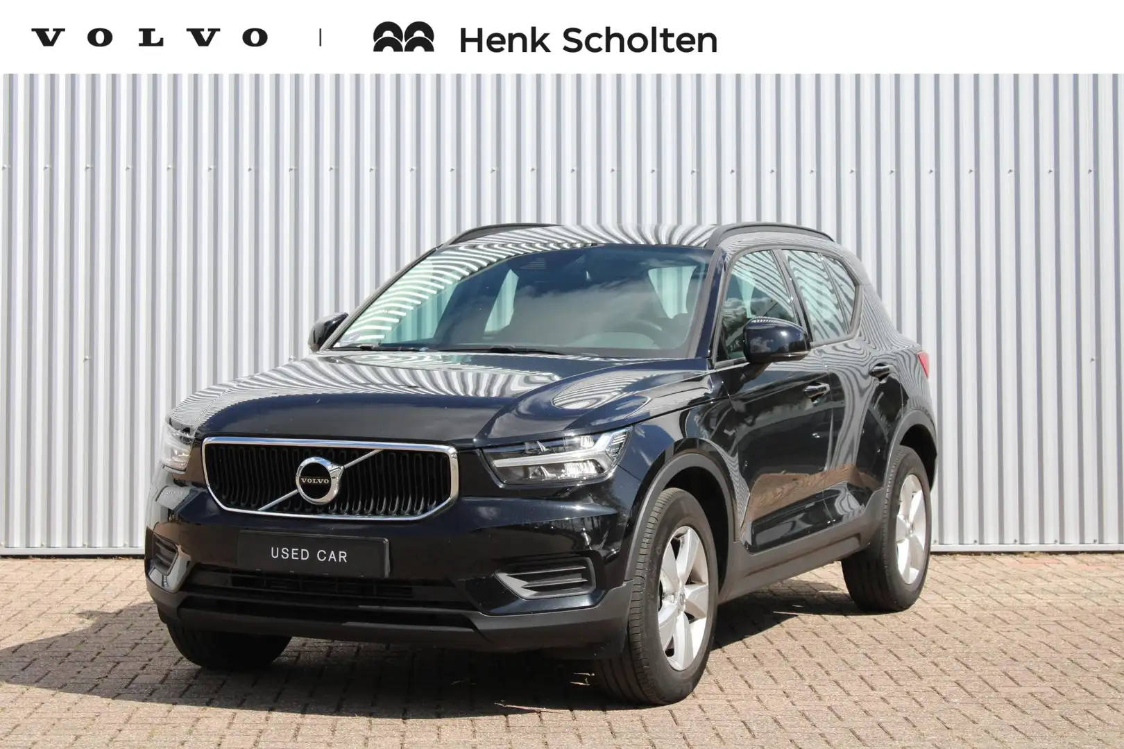 Volvo XC40 T2 Automaat Momentum Core | | Navigatie | Volvo on Noir - 1
