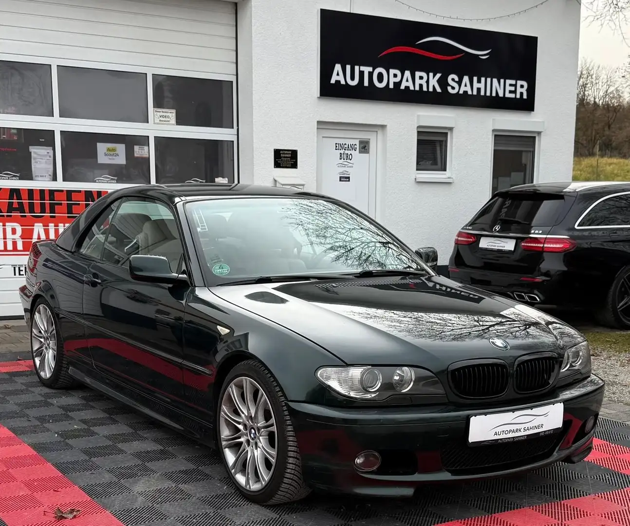 BMW 325 i CABRIO*M-SPORTPAKET*AUTOMATIK Zöld - 2
