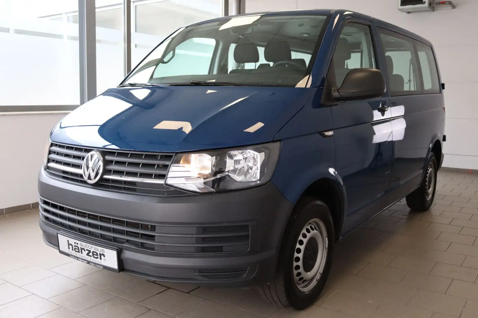 Volkswagen T6 Transporter Kombi DSG *6-Sitze*Navi*PDC*Klima Blau - 2