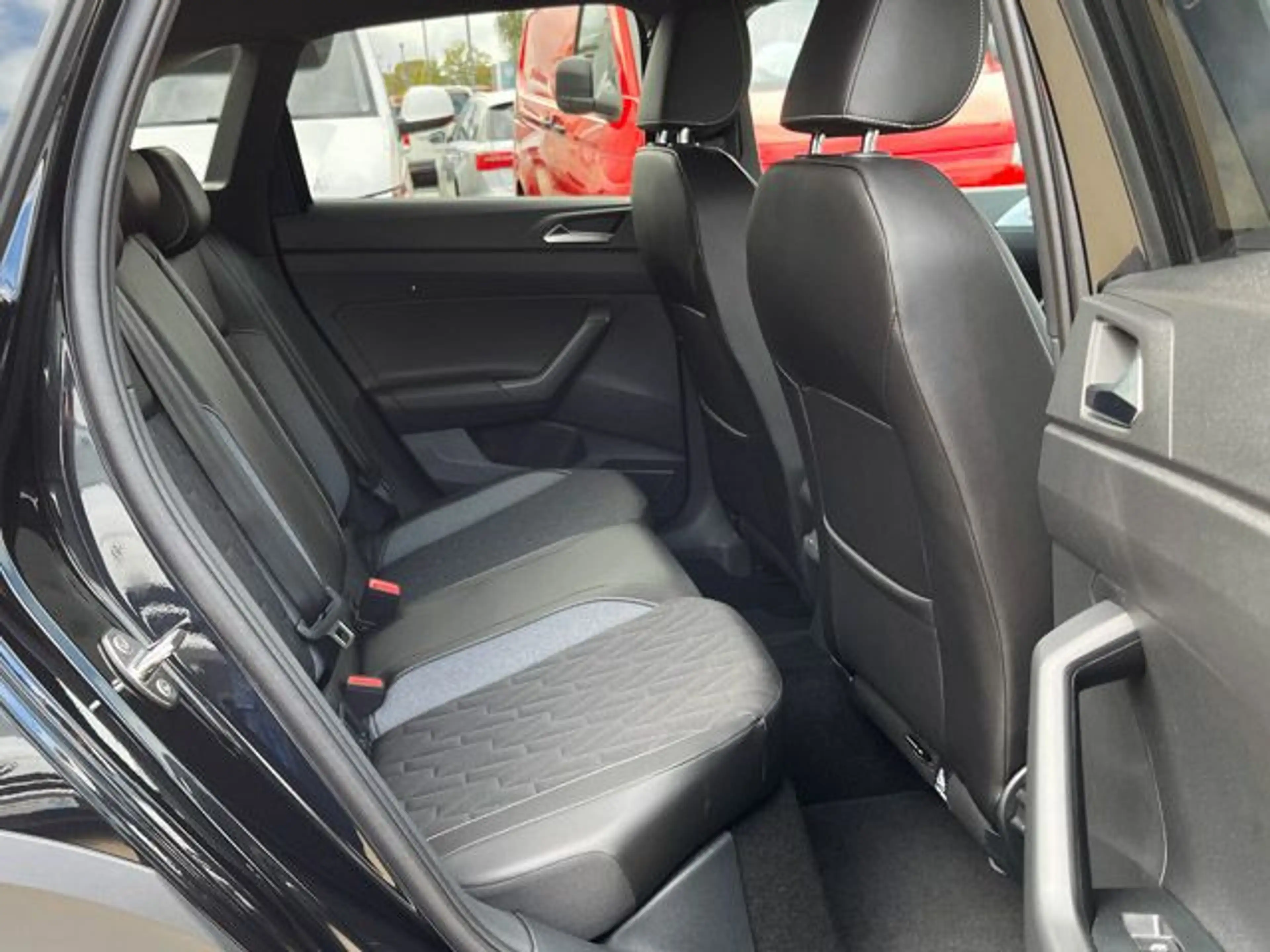 Volkswagen Taigo ENERGY 1.0 TSI DSG ParkPilot Kamera Allwet — photo 10