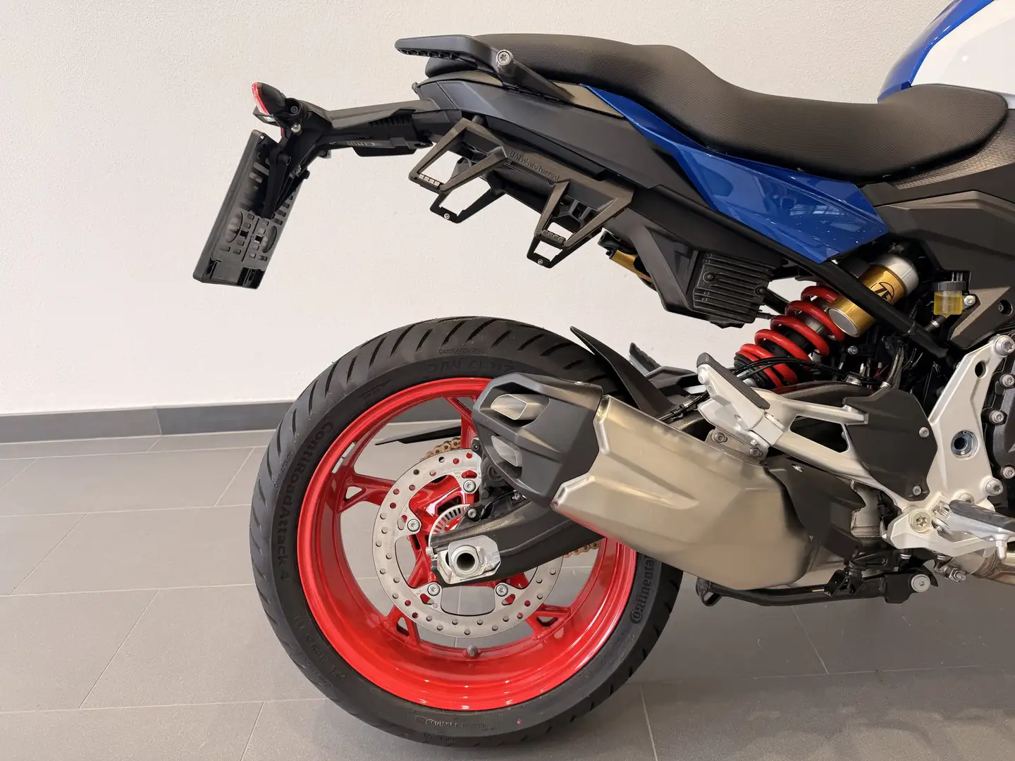 BMW F 900 XR Blanco - 2