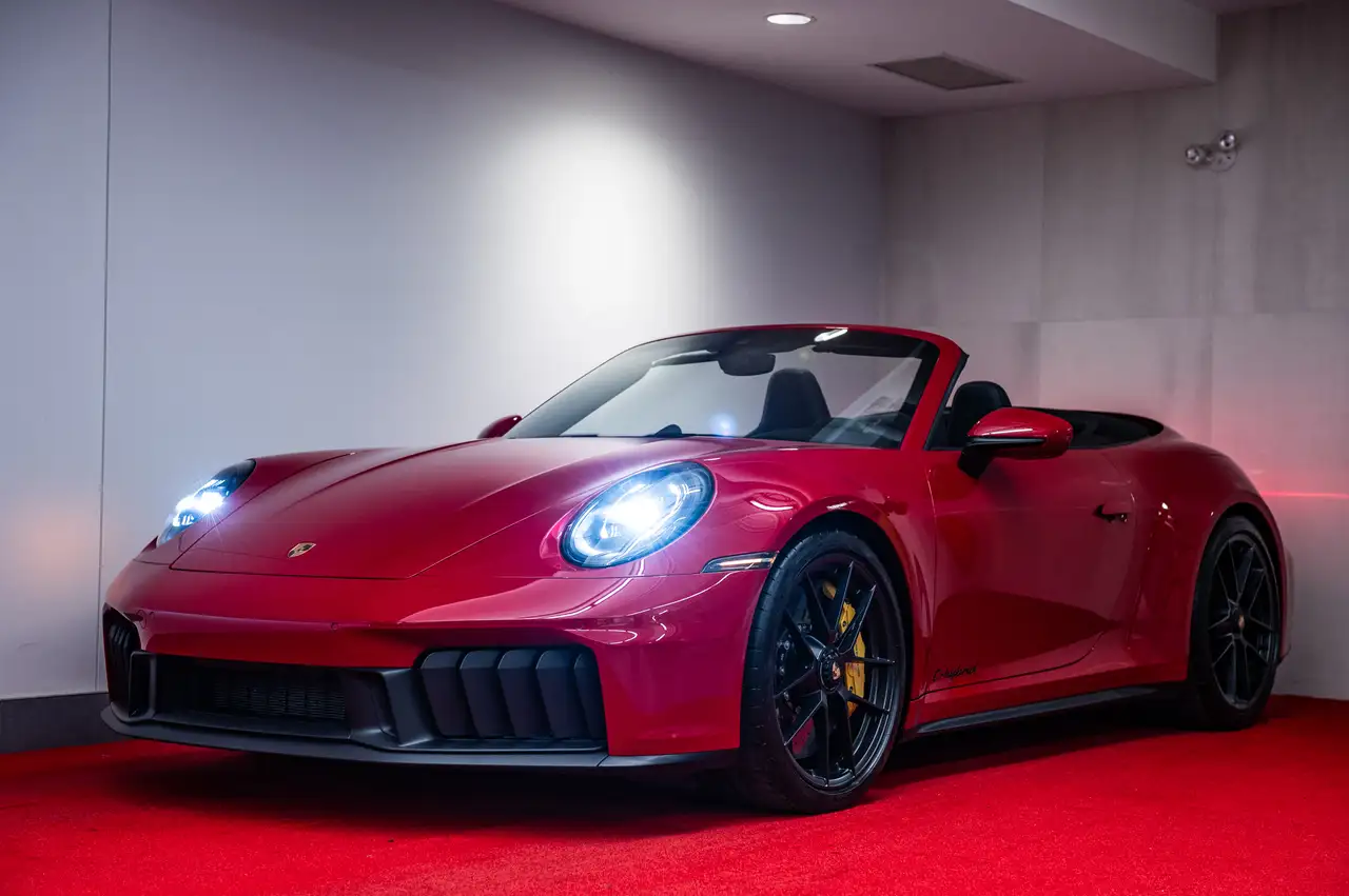 2025 Porsche 911