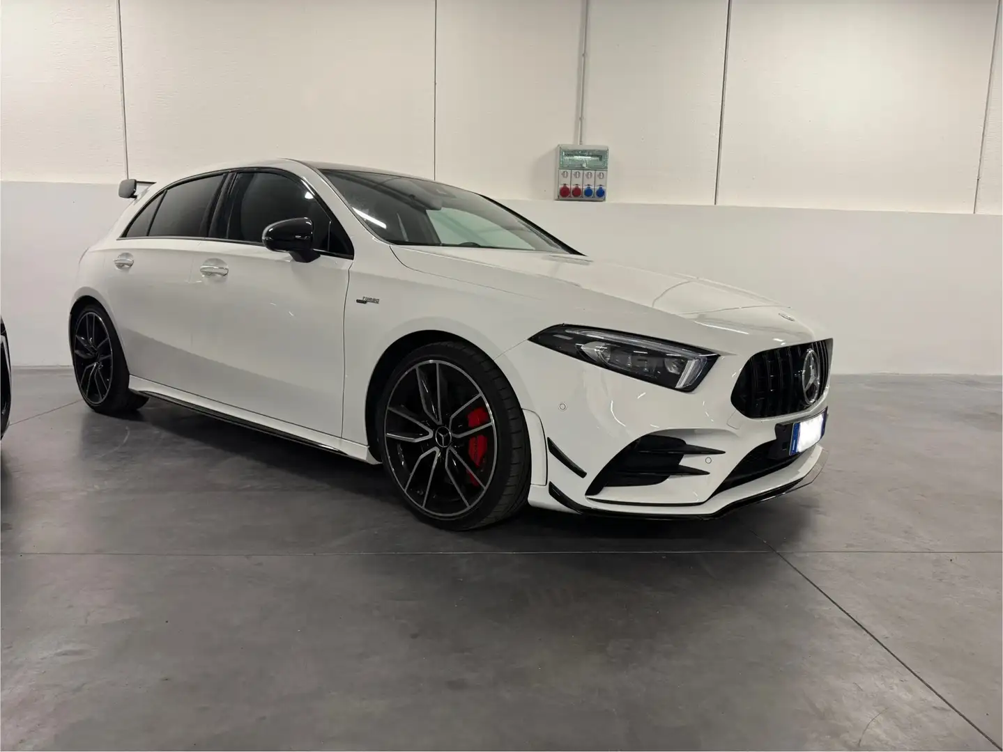 Mercedes-Benz A 35 AMG Race Edition 4matic auto - 1